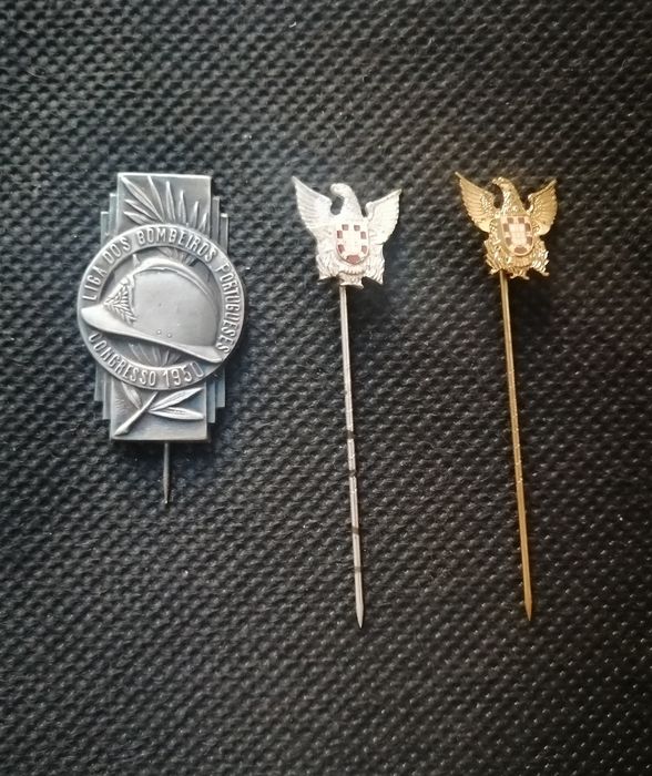Conjunto 10 diferentes alfinetes lapela várias Associações Bombeiros