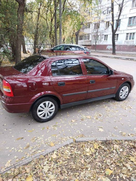 Продам автомобіль Опель Астра