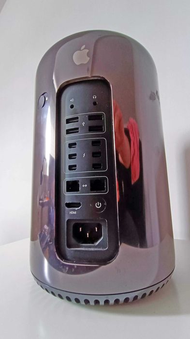 Mac Pro 6,1 Xeon E5-1650 / 32GB / 1TB SSD / FirePro D500 Monterey / FV