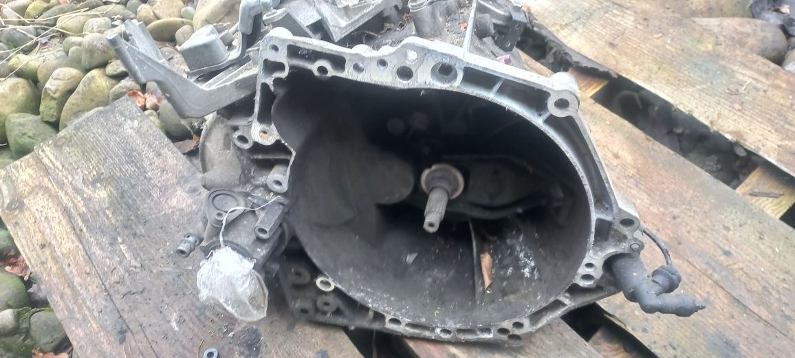 Кпп citroen c3 c4  peugeot 307 207 1.6 hdi