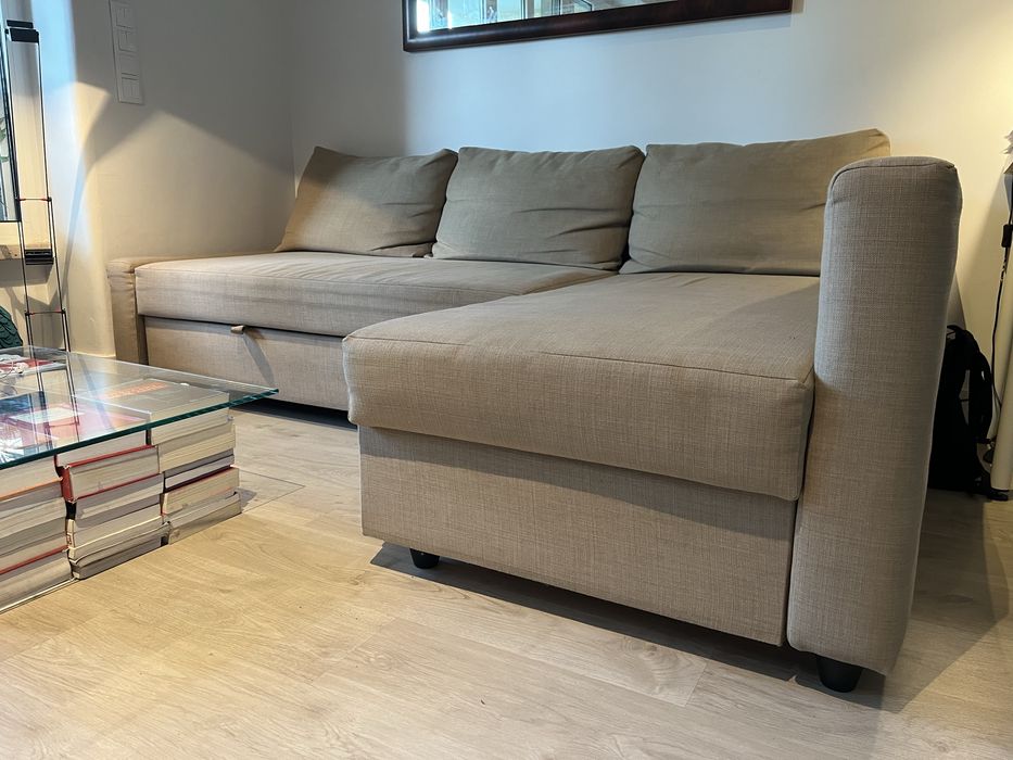 Sofa-cama FRIHETEN com canto de arrumaçao