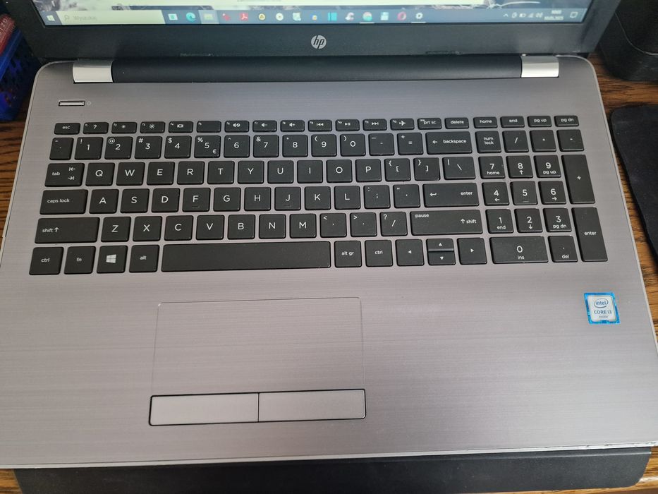 Laptop HP 250 G6 | i3 | 20GB RAM DDR4 | SSD 512GB | Windows 10 | DOBRY