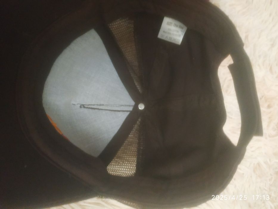 Продам кепки унисекс