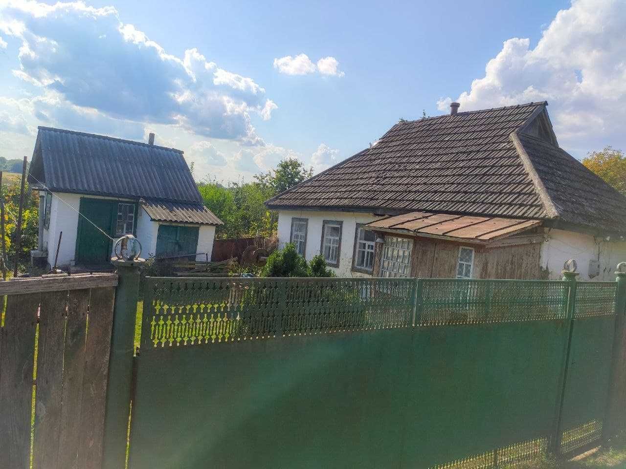 Продається будинок, земельна ділянка в Дубіївці