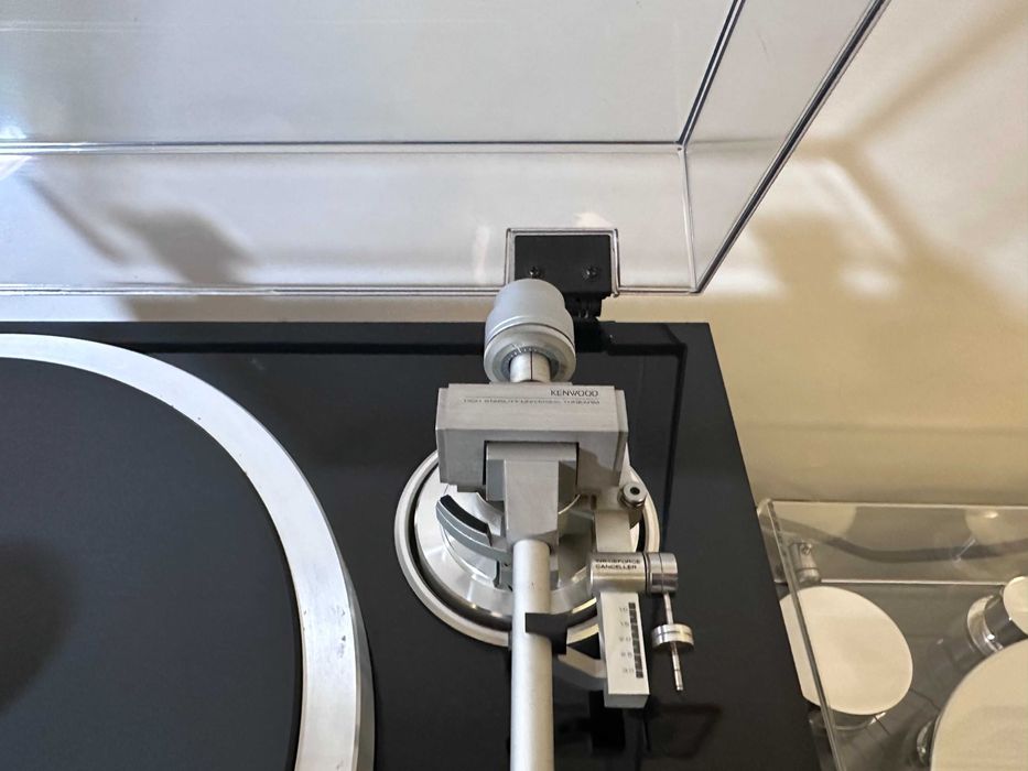 Gramofon KENWOOD KD-7010 - stan BDB, plus wkładka Ortofon Red.