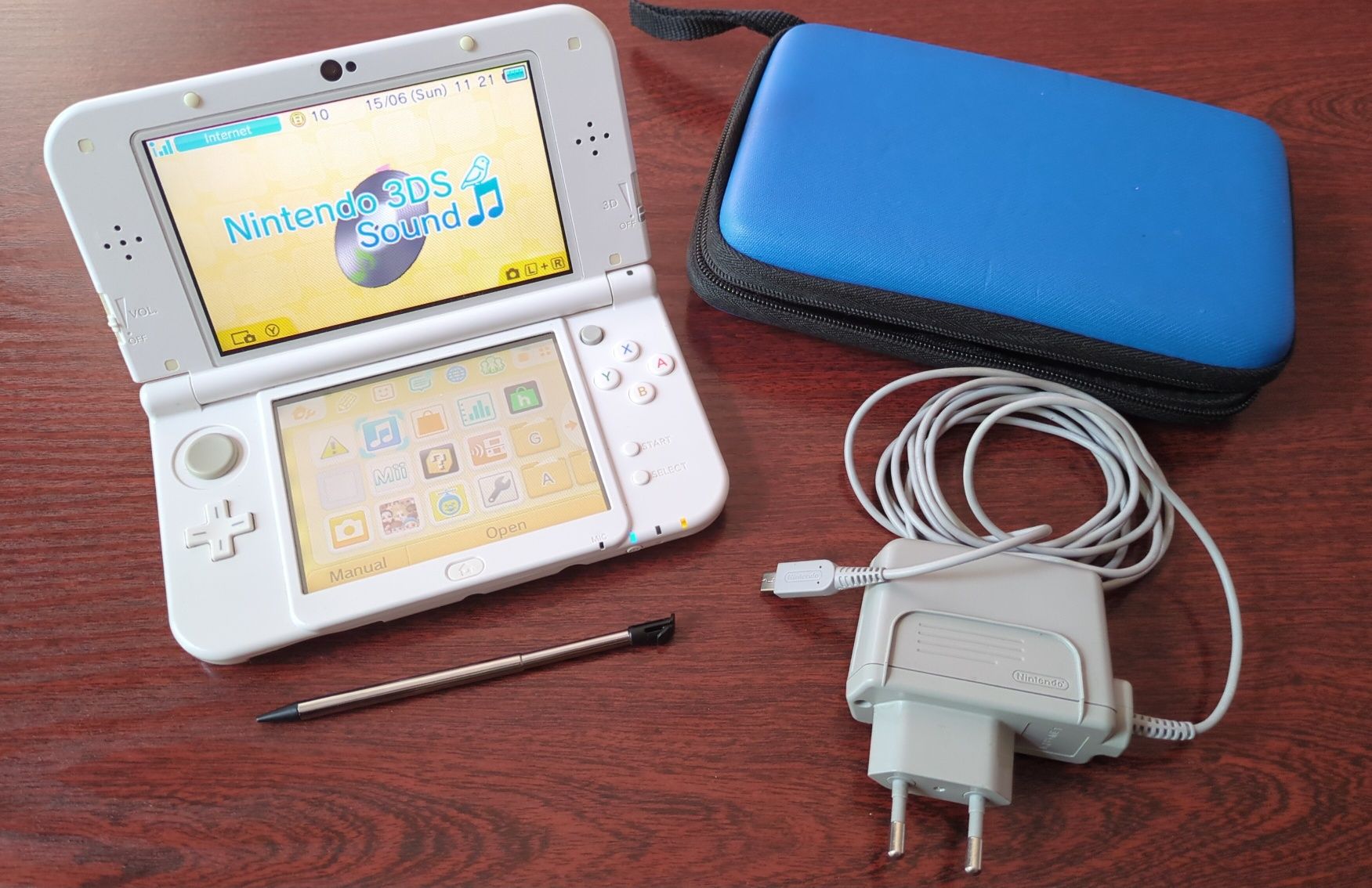 Biała konsolka Nintendo New 3DS XL mod Luma