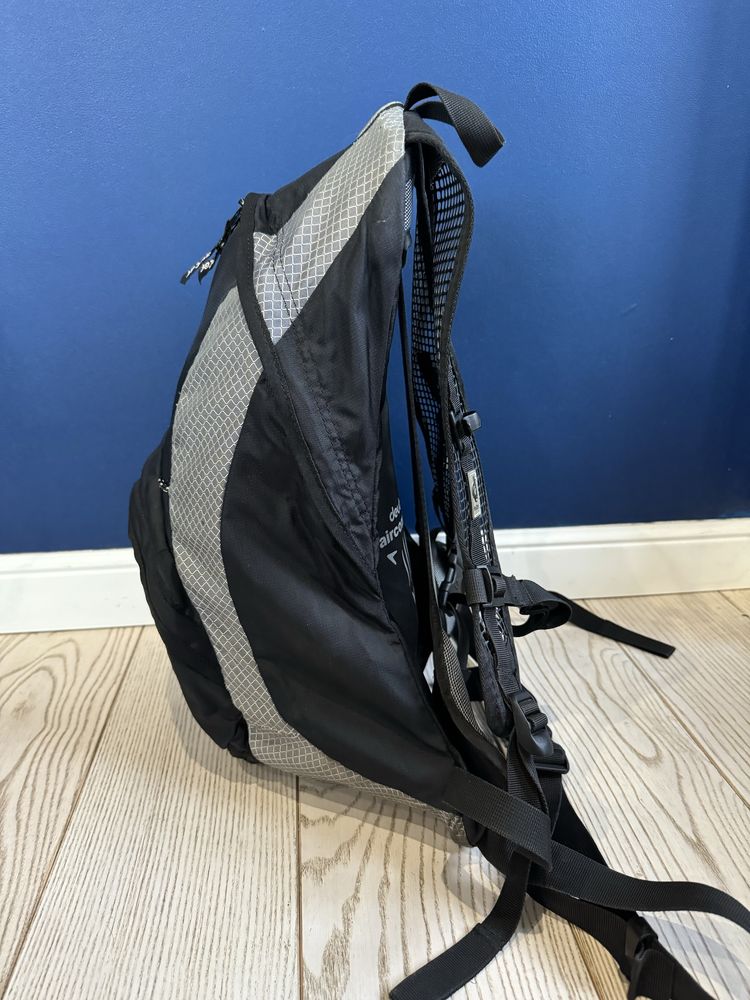 Рюкзак Deuter Race Exp Air велорюкзак