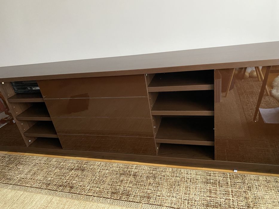 Komoda  w kolirze brąz/ czekolada