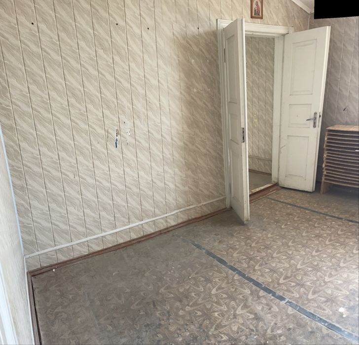 Продам велике  виробниче приміщення , 1100 кв м по 460долл за метр