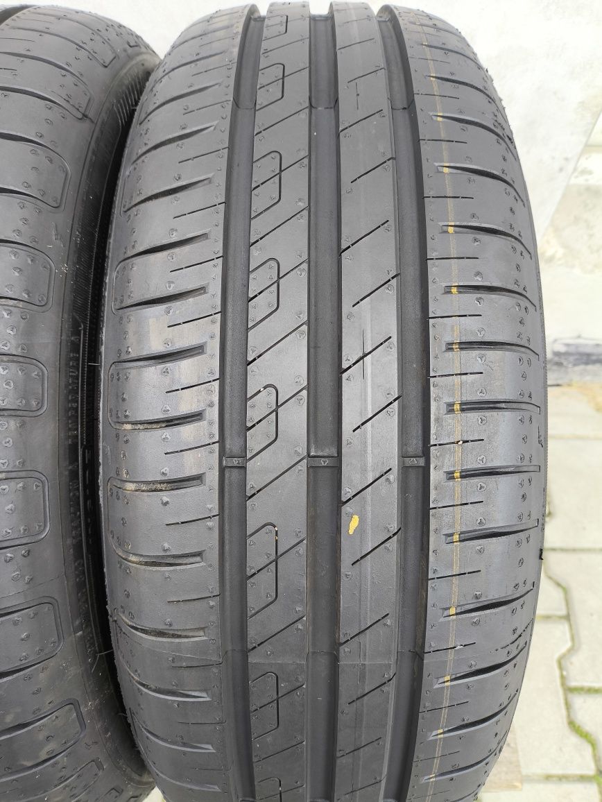 195/55/16 Goodyear Efficient Grip Performance 2SZTUKI