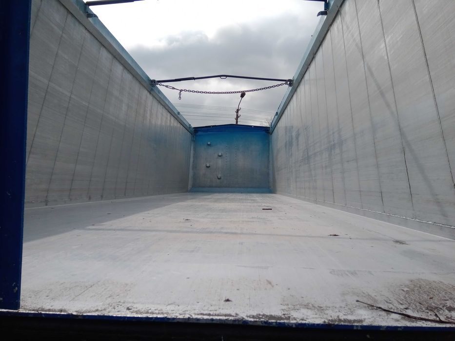 Wynajme naczepe wywrotke 50m3 klapo-drzwi wymiar paletowy