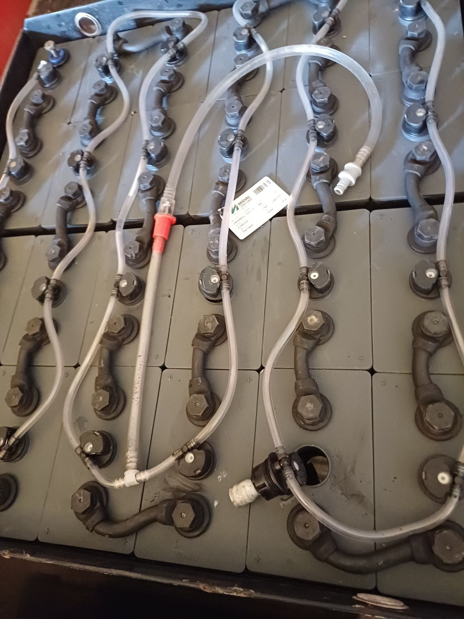 Bateria trakcyjna 48V 24V 500ah 625ah 750ah 775Ah Linde  E16 e14 Still