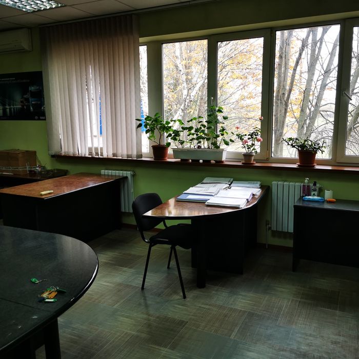 Офісні приміщення, район Трц Караван