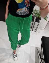 Spodnie dresowe Zara 36 zielone dresy