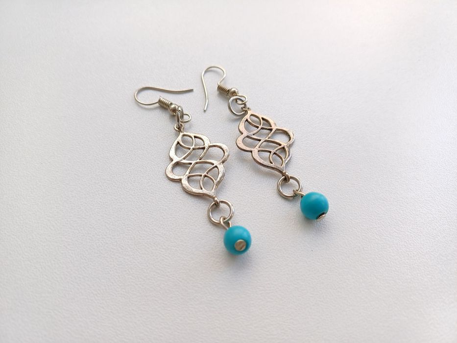 Brincos étnicos de estilo celta