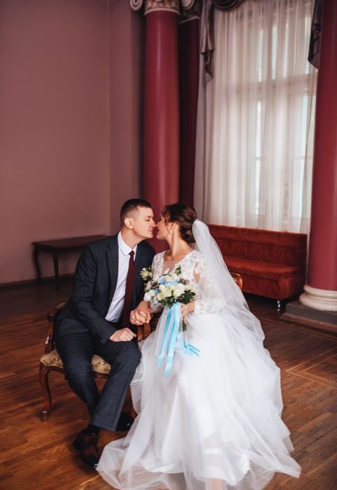 Весільна сукня дуже гарна та зручна