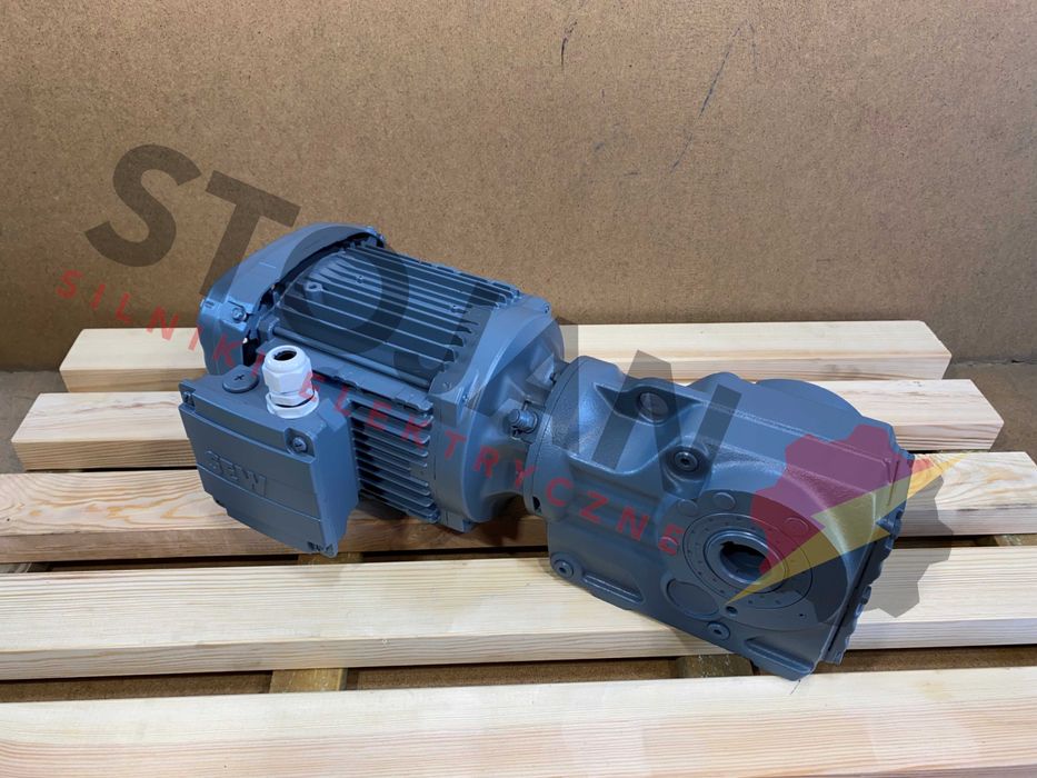 motoreduktor / przekładnia 1,1kW 214obr. 3fazowy SEW