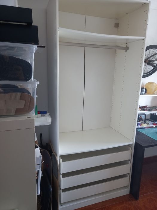 Roupeiro ikea usado