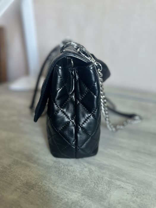 Трендова шкіряна сумка