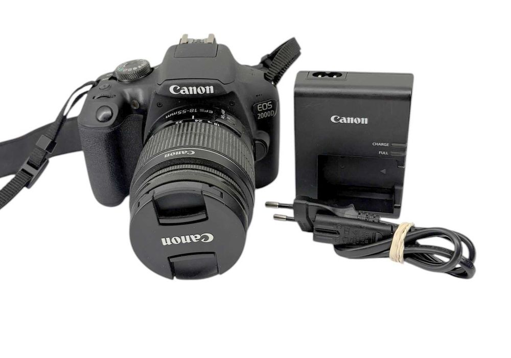 Aparat Canon 2000D + obiektyw Canon 18-55MM