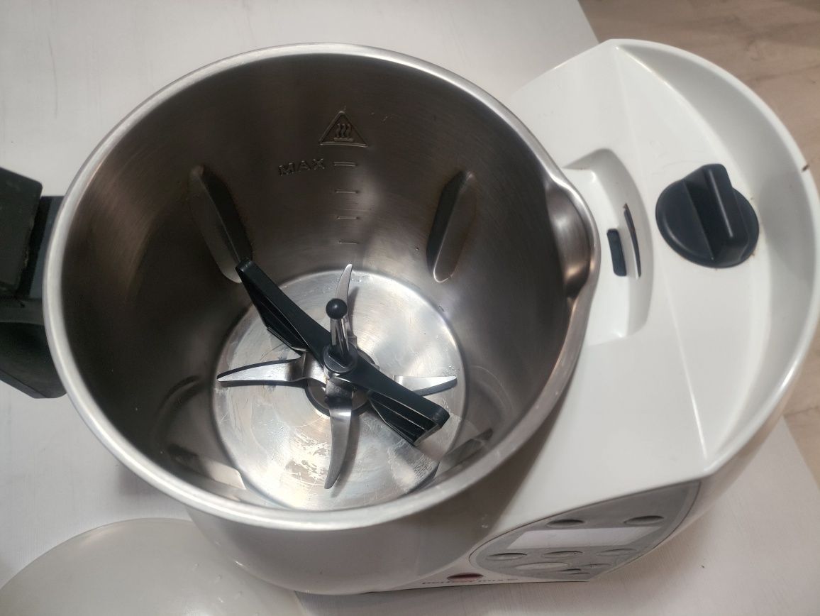 Robot kuchenny wielofunkcyjny Eldom Perfect Mix