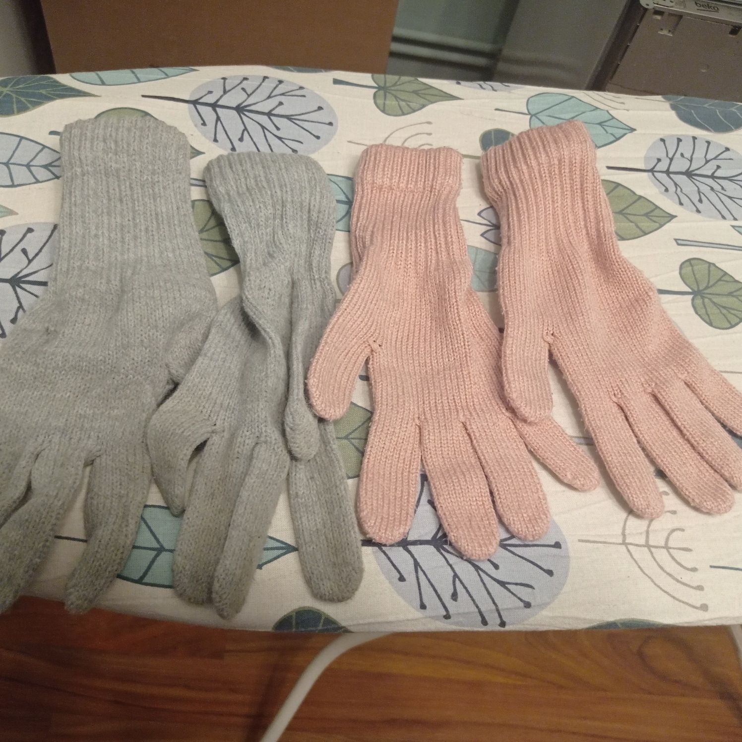 Rękawiczki zimowe, damskie. Zestaw 2 pary.