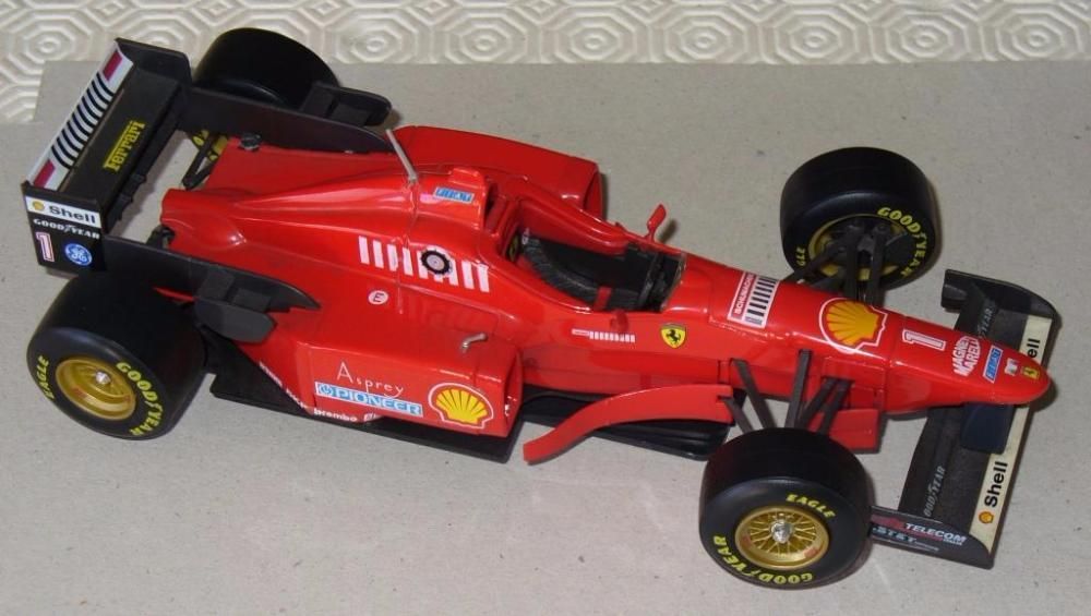 Ferrari F 310 Michael Schumacher - Maisto - esc 1/20