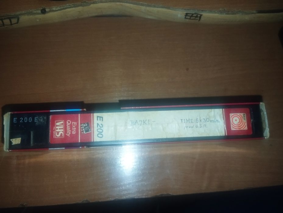 Bajki Smerfy w SECAM (nagrywane z TV) VHS