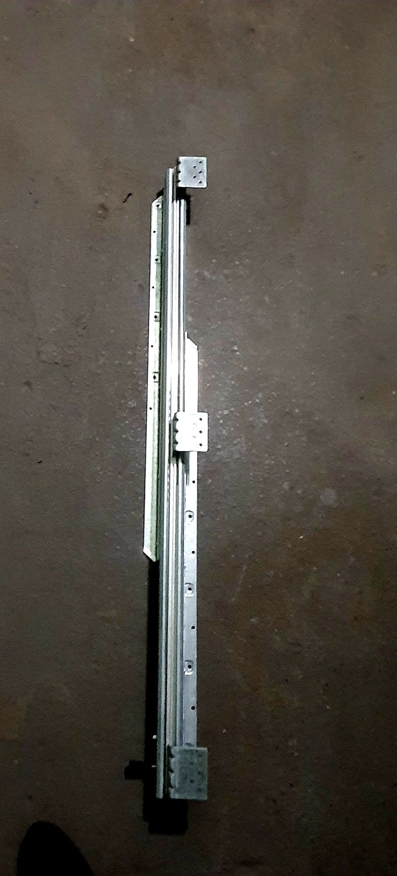 Prowadnice do stolow firmy Pottker 100 cm do 225 cm