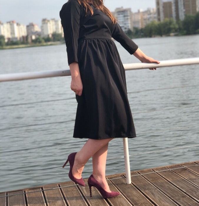 Продам платье с открытой спиной