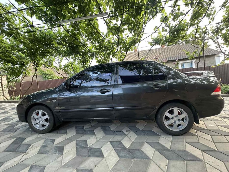 Продам Mitsubishi lancer 9