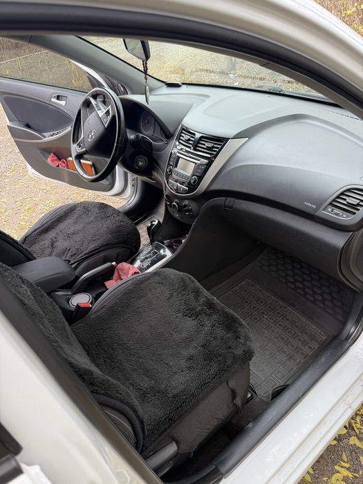 Продам Hyundai Accent