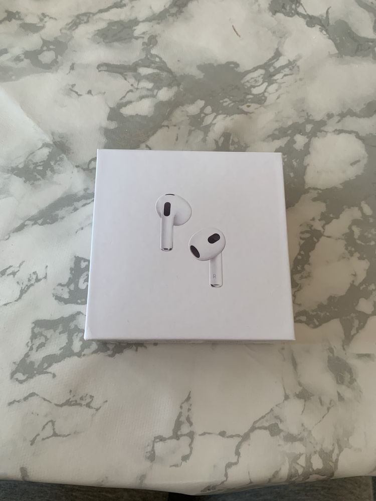 Наушники Apple AirPods 3 gen