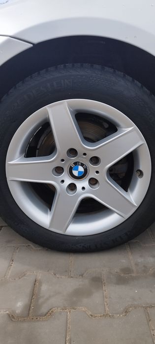 Felgi aluminiowe oryginalne BMW E90 5x120 R16 z oponami