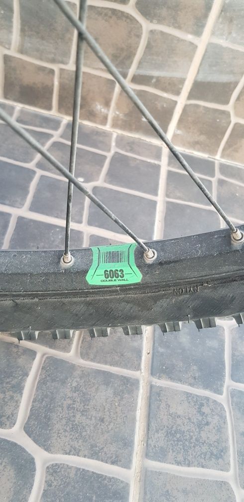 E-Bike Todo-o-Terreno Megamo Xtreme 29" - Como Nova, rodagem feita.