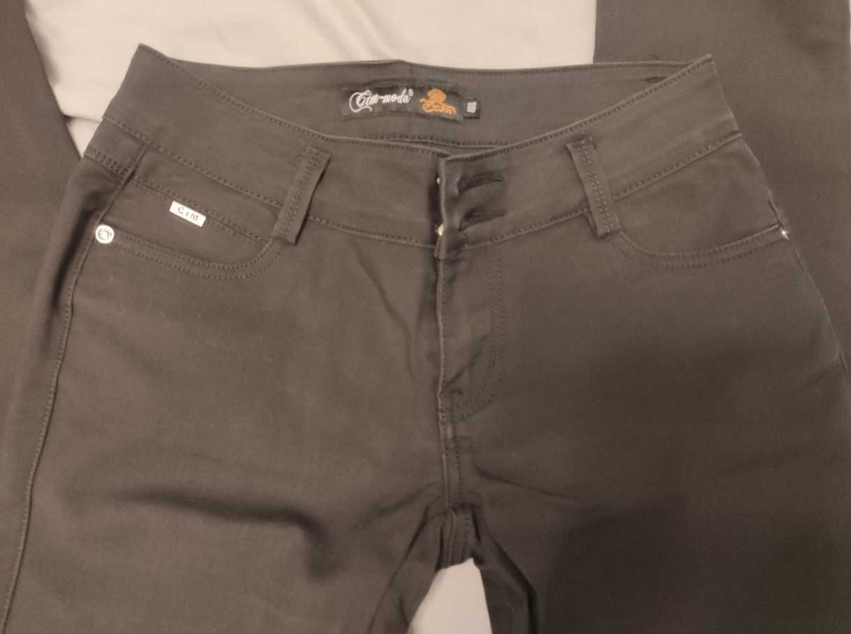 CTM Moda czarne materiałowe spodnie r. 40 / L