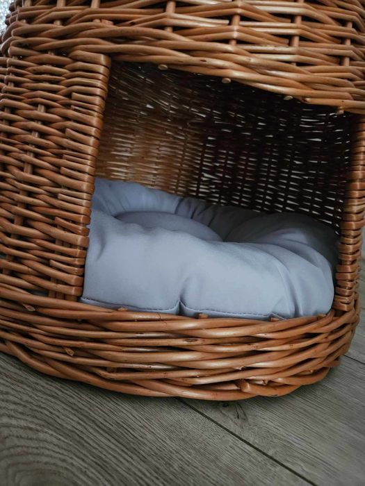 Wiklinowa budka dla kota domek psa legowisko 52 cm x 37 cm