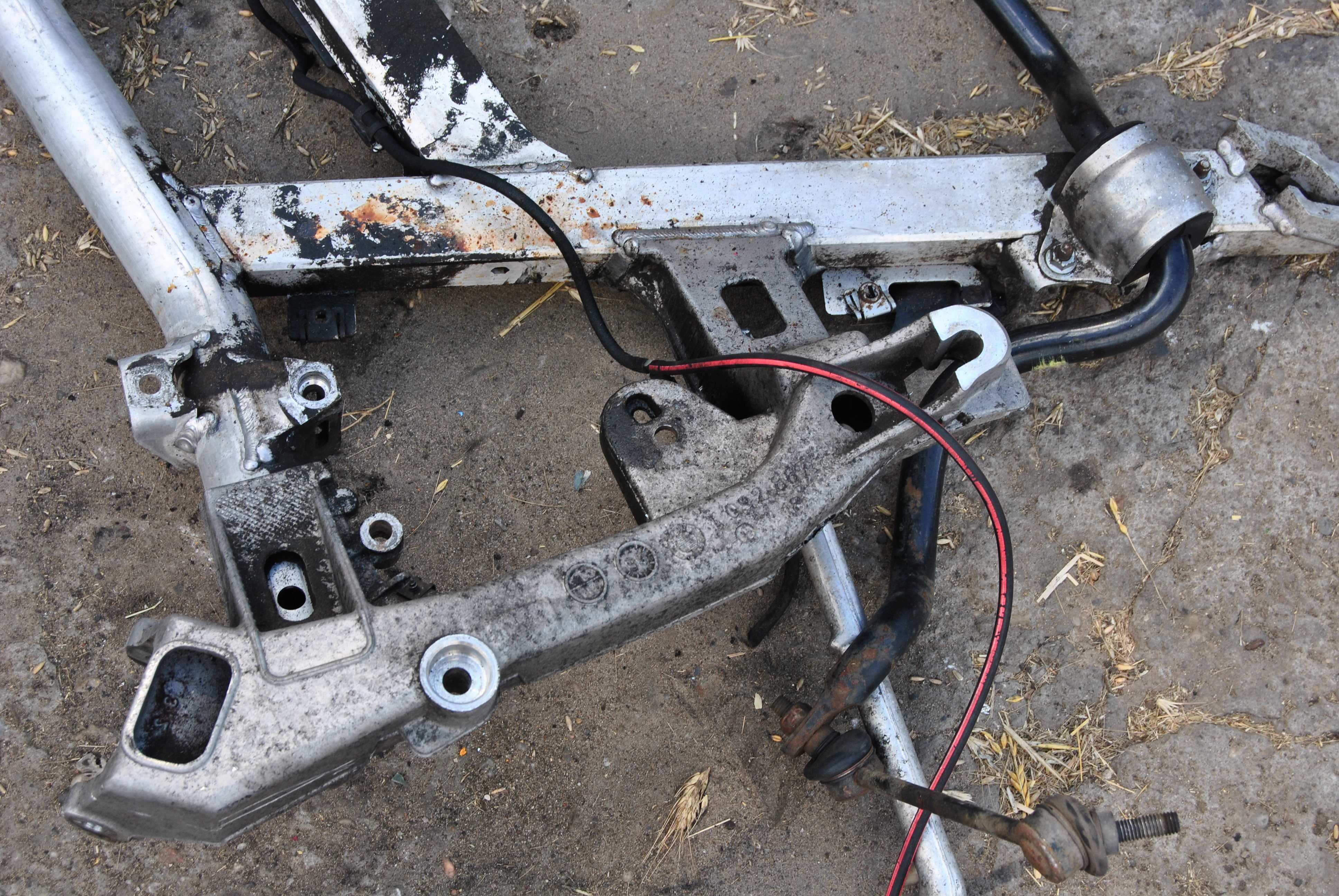 Sanki kołyska przód BMW e39 3.0