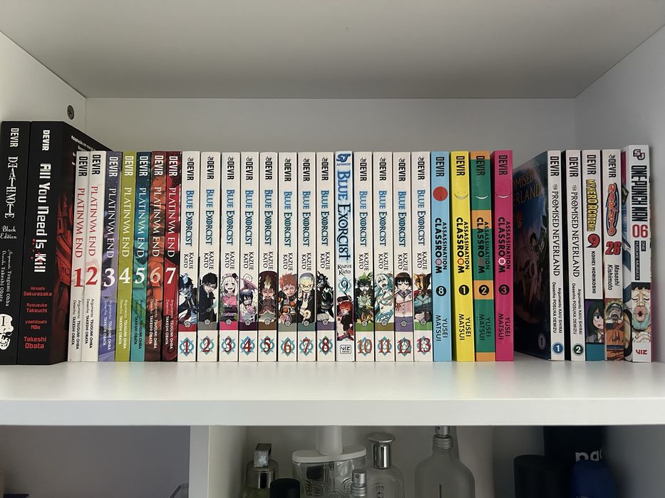 Coleção Mangá pouco usado