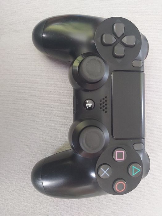 Orginalny pad Dualshock4