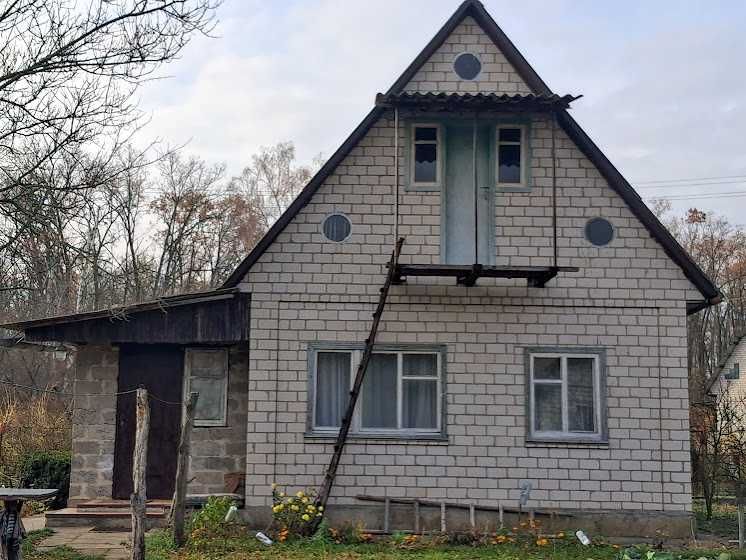 Продаж дачного будинку в садовому товаристві  "Діброва"