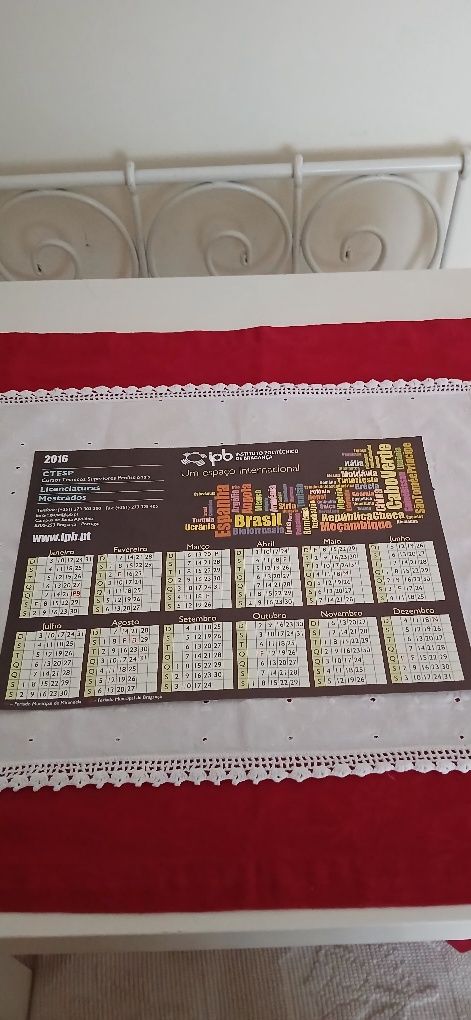 Calendário de mesa, de 2016