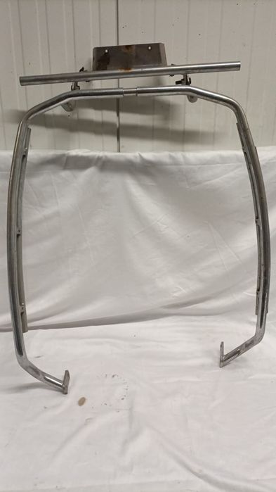 Skuter Vespa bagaznik