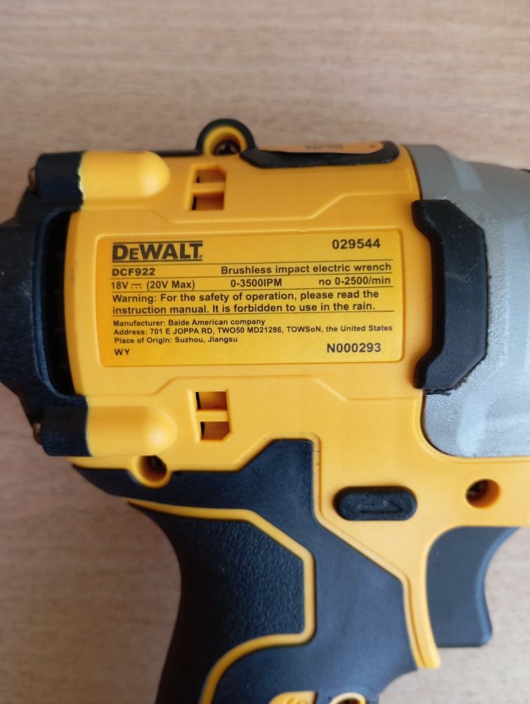 Ударний гайковерт DeWalt 922