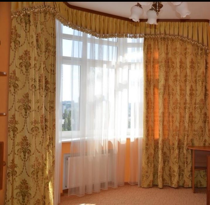 Шторий на довгі вікна (деякі  після хімчистки)