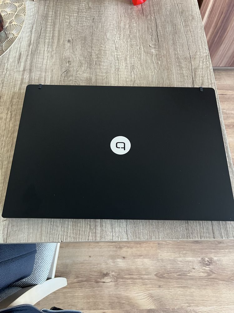 Nowy laptop techbite zin 5