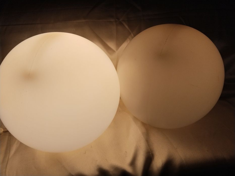 Dois Candeeiros • Globos • Lâmpadas Incluídas!
