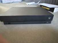 Konsola Microsoft Xbox One X 1000GB Blu-Ray czarna