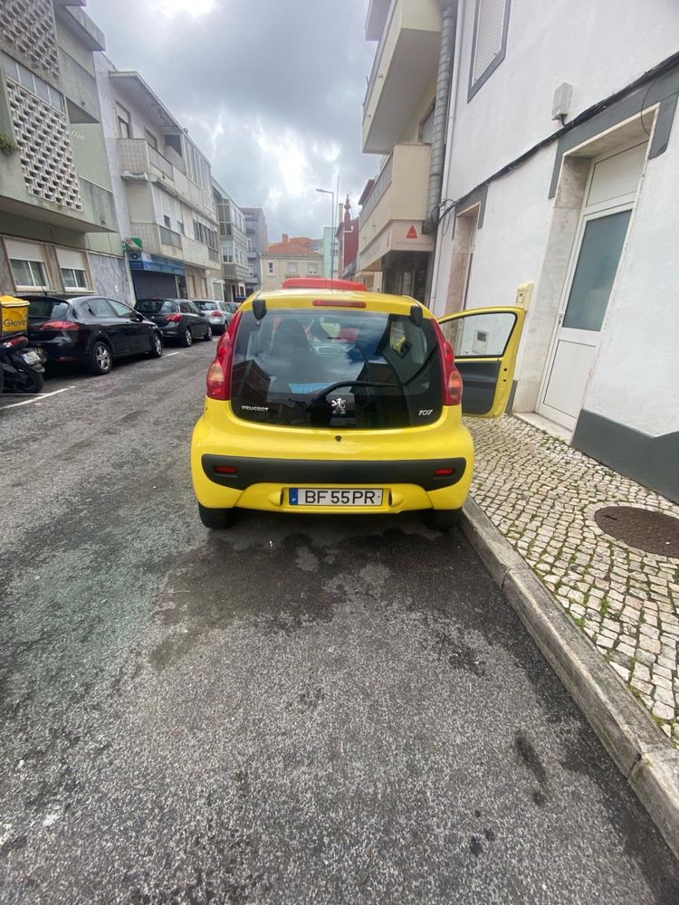 Vende -se peugeot 107