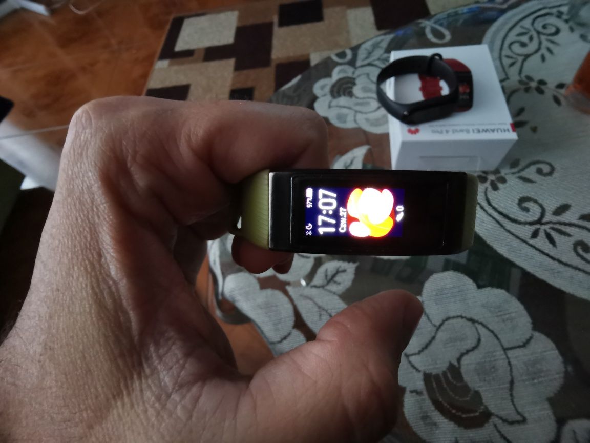 Smartband HUAWEI Band 4 Pro + XIAOMI Mi Smart Band 4